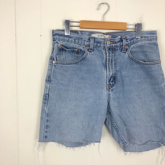 Vintage Levi’s Cut Off Distressed Shorts Sz 30 - Picture 2 of 10